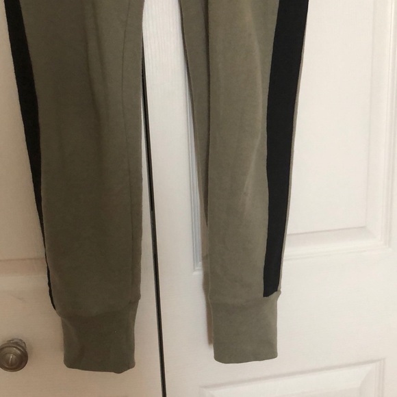 Green PINK Sweat Pants - Picture 7 of 8